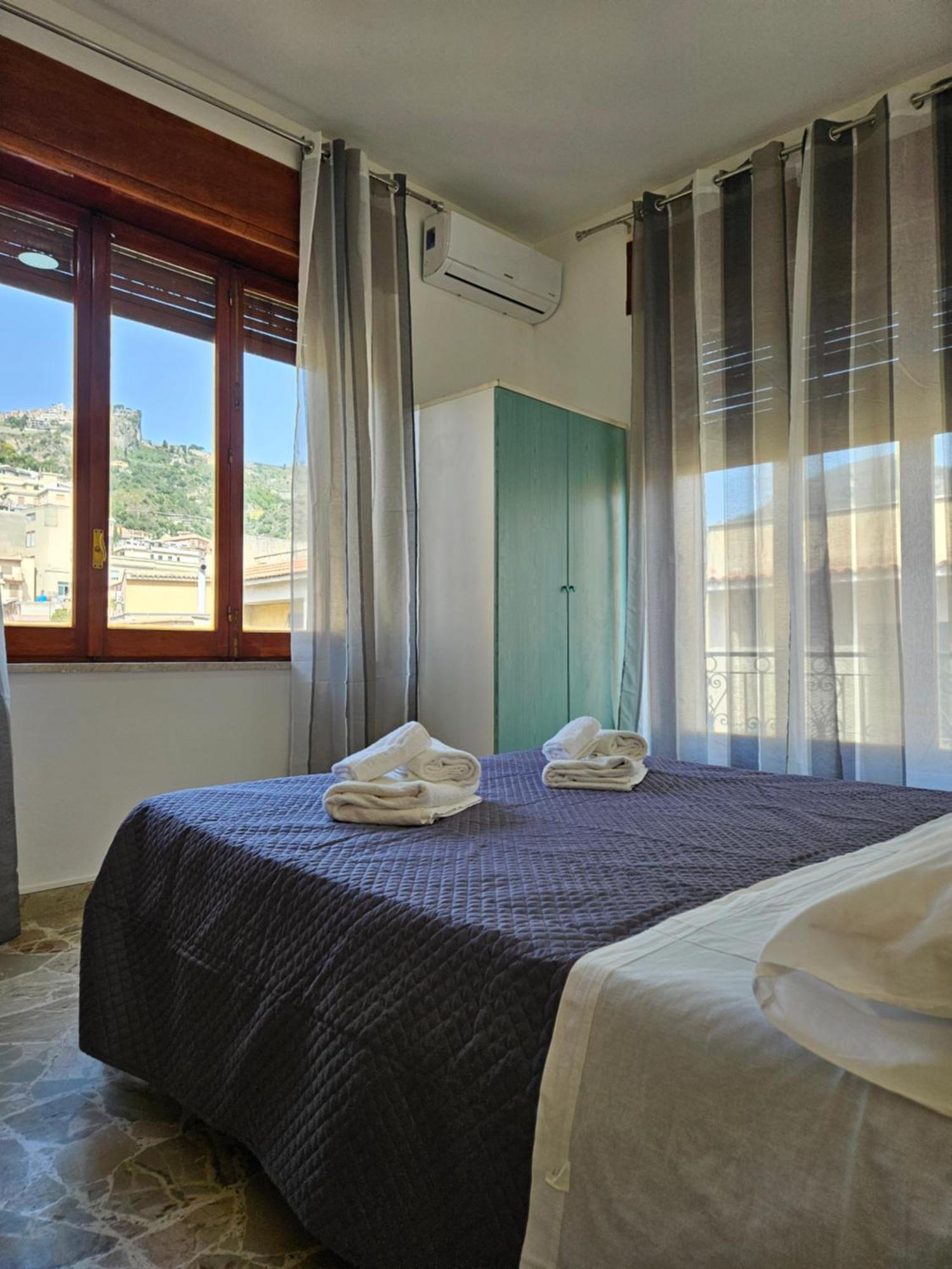 Porta Messina Rooms Taormina Exterior foto